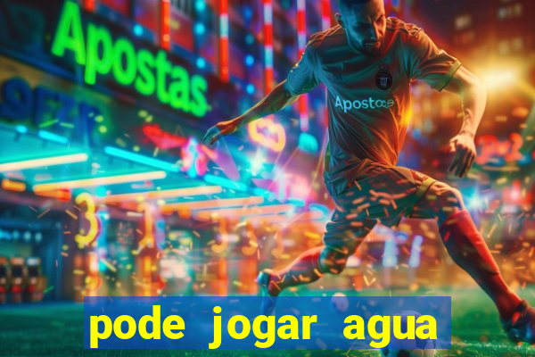 pode jogar agua fervente na pia