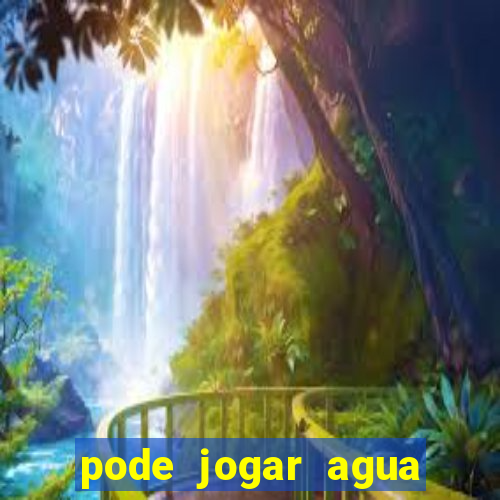 pode jogar agua fervente na pia