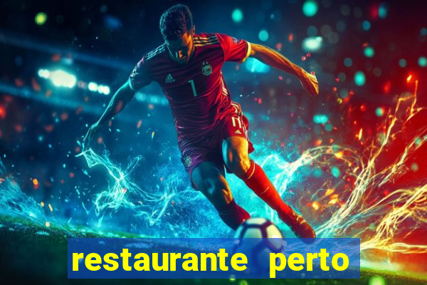 restaurante perto de mim agora